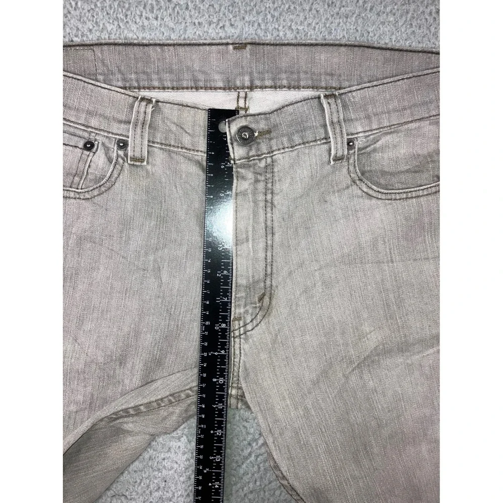 Levis stain back